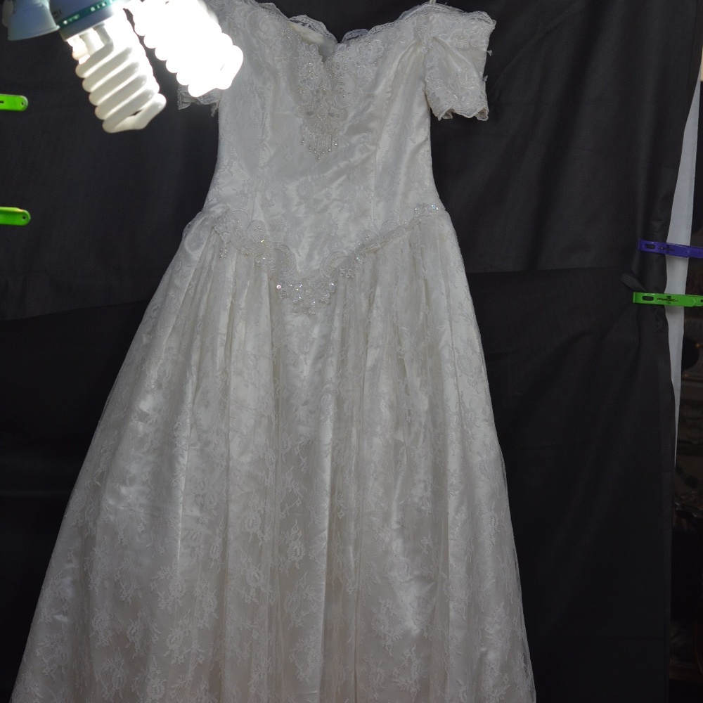 White Lace Dress Pearl Beads/Sequins SZ 11/12 #B6B